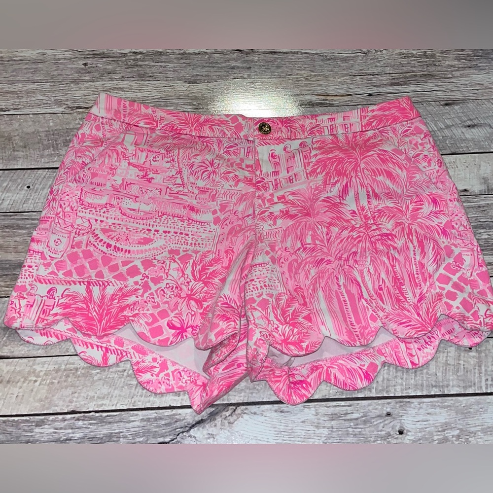 Lilly Pulitzer Buttercup Stretch Shorts Size 16